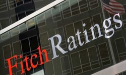 Fitch'ten Türkiye'ye faizde 'U' dönüşü uyarısı!