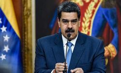 Telefonundan sildi! Maduro'dan Whatsapp'a casus suçlaması