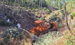 Sivas'ta orman yangınına giden dozer devrildi! 1 ölü