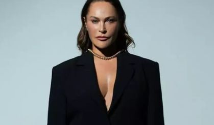 Hülya Avşar 'Fazilet' rolü için tesettüre girdi