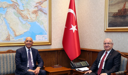 Milli Savunma Bakanı Güler, Barrack ile görüştü