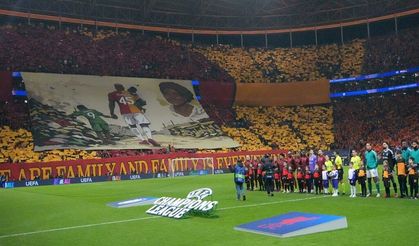 Osimhen'den koreografi yorumu: Galatasaray taraftarıyla bir aileyiz