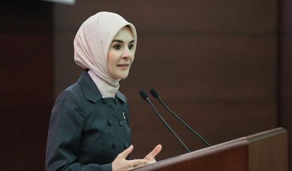 Bakan Göktaş: Sosyal medya yönetmeliğini 6 ay içinde hayata geçireceğiz