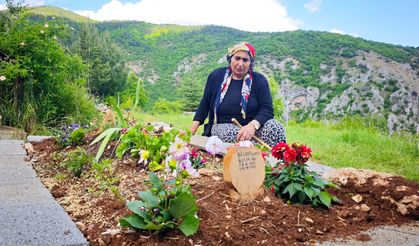 1'i bebek 4 evladı ve eşini kaybetti, torunları için ayakta
