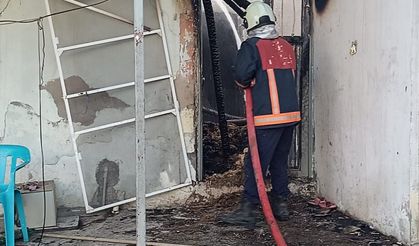 Tek katlı evde yangın; 7 yaşındaki Melike öldü, ailesi hastaneye kaldırıldı