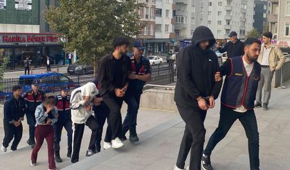 Hesaplarında 2,3 milyar liralık hareketlilik olan yasa dışı bahis şüphelilerine operasyon: 14 gözaltı