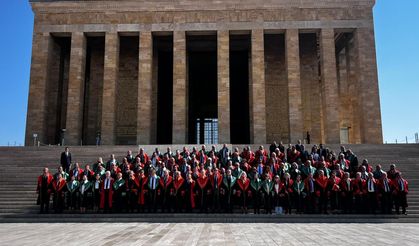 Yargıtay üyelerinden adli yıl açılışında Anıtkabir'e ziyaret