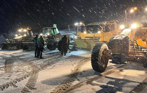 Kar etkisini göstermeye başladı! İstanbul'a 200 km kaldı