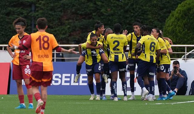 Kadınlar derbisinde Fenerbahçe'den büyük zafer! 6'da 6 yaptılar