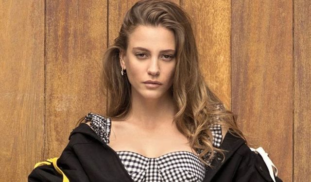 Serenay Sarıkaya gözaltına alındı