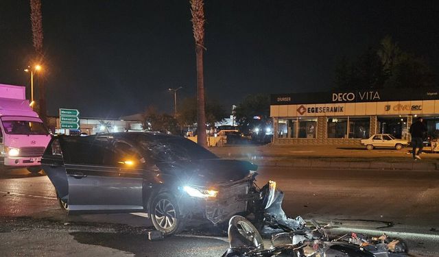 Otomobille çarpışan motosikletin sürücüsü hayatını kaybetti