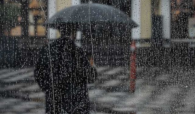 Güneşli hava bir anda sağanağa dönüşecek