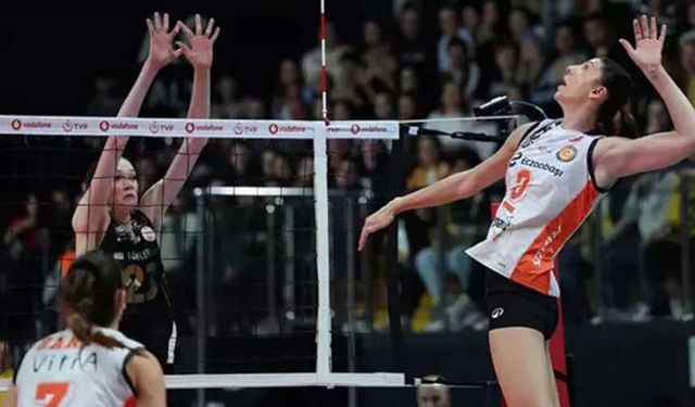 Voleybolda ilk yarı bitti! Avrupa'da sultanların elini kimse bükemedi