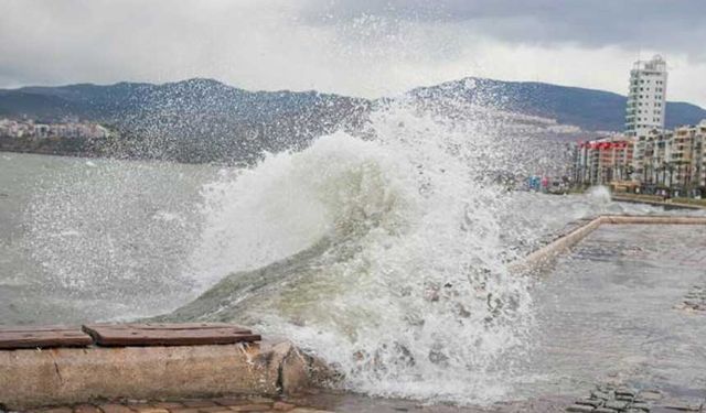 Batı Karadeniz ve Marmara'ya fırtına uyarısı