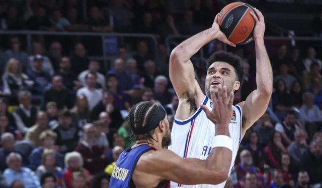 Anadolu Efes, Barcelona deplasmanında kayıp