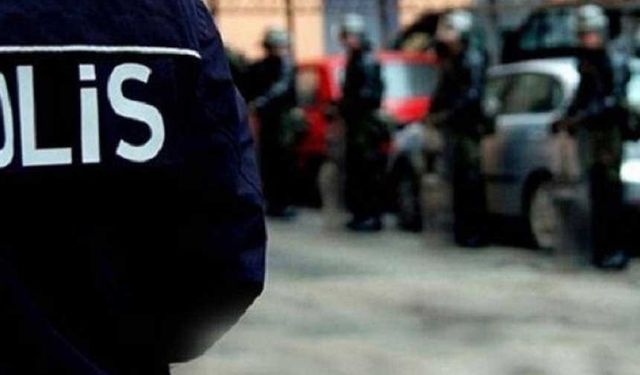 171 yıl hapis cezasıyla aranan kadın Küçükçekmece'de yakalandı