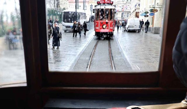 İETT Volkan Konak'ı unutmadı