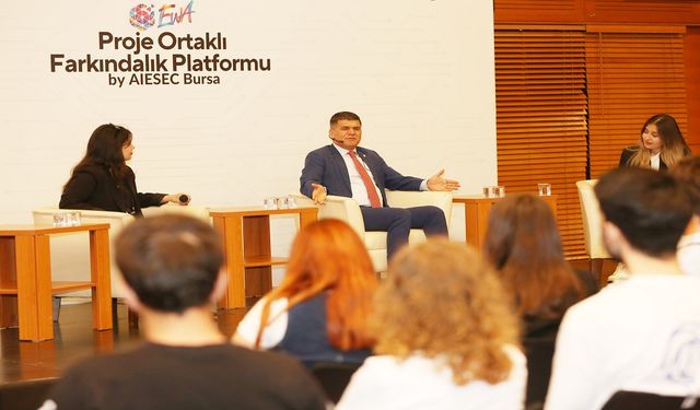 Doç. Dr. Ergül Halisçelik’ten gençlerle ‘sürdürülebilirlik’ üzerine sohbet