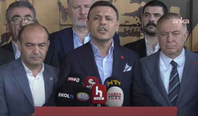 Olağanüstü toplanan CHP'nin yol haritası belli oldu