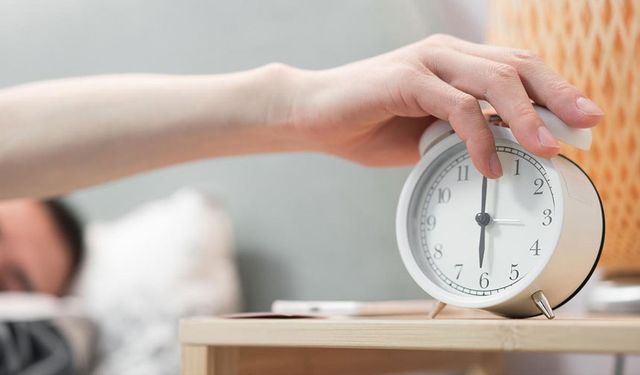 Depresyona girip 56 gün uyudu! Bu yöntemle gözlerini açtı