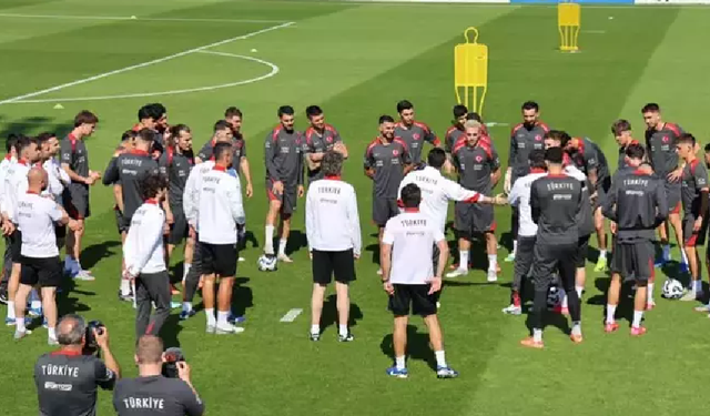 A Milli Takım'ın aday kadrosunda değişiklik! Üç isim çıkarıldı, bir isim eklendi
