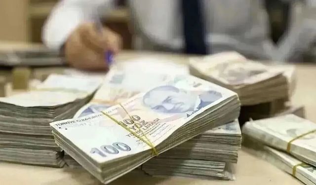 Bankaların mevduat faizi yarışı! 1 milyon liranın aylık getirisi uçtu...