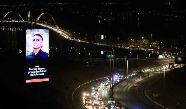 Brezilya'da eski Devlet Başkanı Bolsonaro'ya ev hapsi