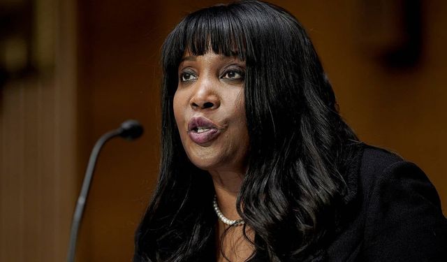 Görevden alınan FED üyesi Trump'a dava açmaya hazırlanıyor!