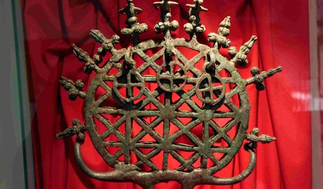 Arkeologlar ikiye bölündü! 4500 yıl önce Çorum'da yapıldı, ne olduğu hala sır...