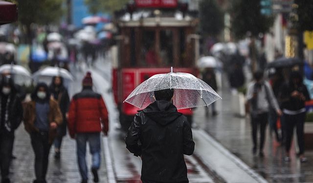 İstanbul'da kuvvetli sağanak yağış alarmı