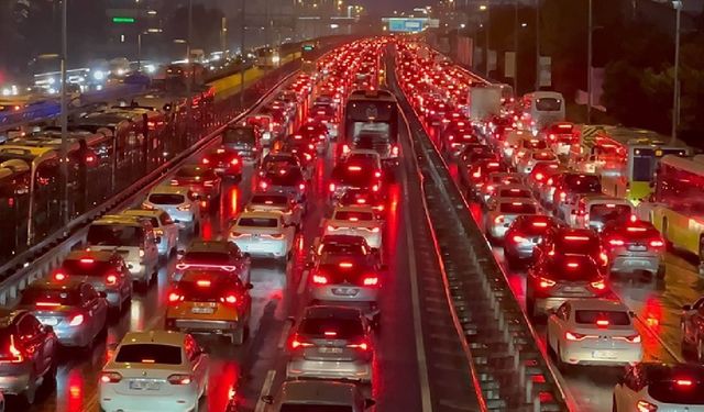 İşte dünyanın en yoğun trafiğe sahip 10 şehri! Bakın İstanbul listenin kaçıncı sırasında