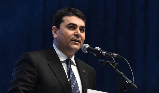 Gültekin Uysal: AKP'nin riyakarlığının ifşa olduğu bir geceyi yaşıyoruz