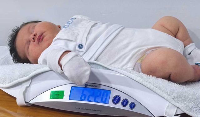 Son yılların en büyük bebeği Bursa’da doğdu
