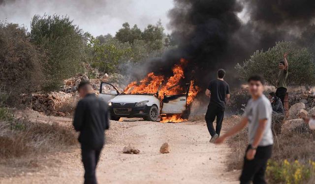 İsrail ateşkese rağmen Gazze'yi vurdu