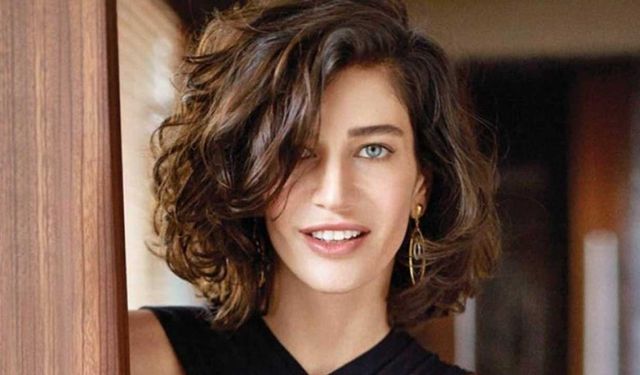 Türkiye'nin konuştuğu operasyonda gözaltına alınan Berrak Tüzünataç'tan manidar paylaşım