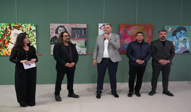 Cumhuriyetin 102. yılında kadınların “İlk”leri Kartal’da sanatla buluştu