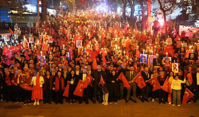 Kartal, Cumhuriyet'in 102. yılında tek yürek oldu