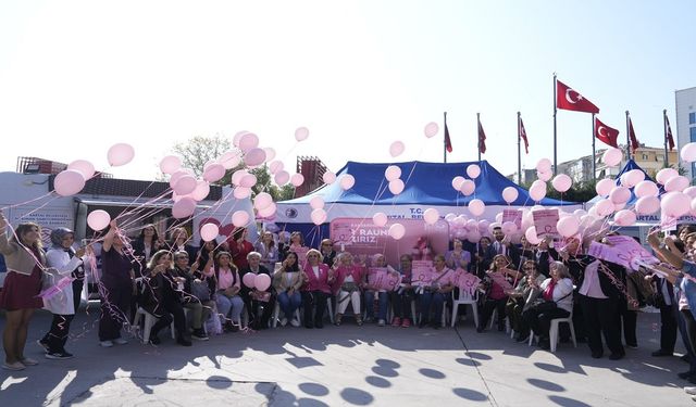 Kartal’da pembe balonlar umut için yükseldi