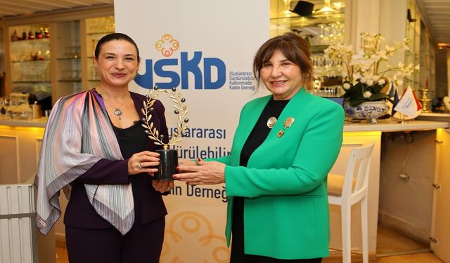 Başkan Sengel: “Efes Tarlası Yaşam Köyü bir Cumhuriyet projesidir”