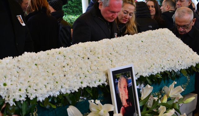 Leyla Mizrahi son yolculuğuna uğurlandı