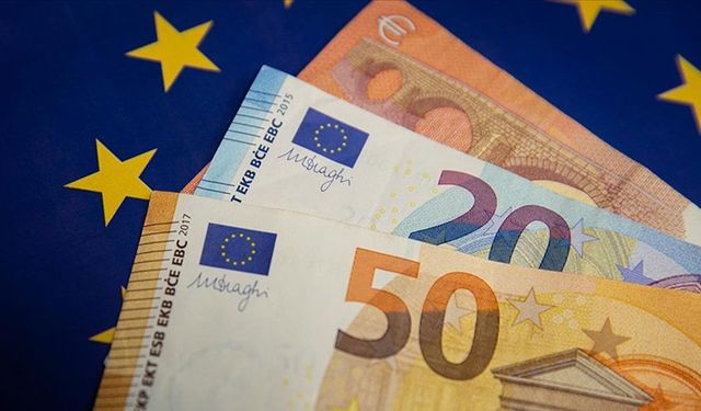 O ülke resmen Euro'ya geçti