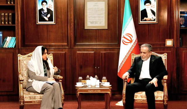 İran, Umman’daki müzakere sürecine ilişkin bölge ülkeleriyle diplomatik temaslarını artırdı