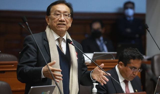 Peru'da devlet başkanı görevden alındı! Yerine gelen geçici isim belli oldu