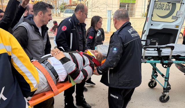 Asansörün kapısını açınca 5 metreden boşluğa düştü