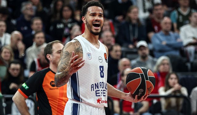 Anadolu Efes Bayern Münih'i deplasmanda devirdi