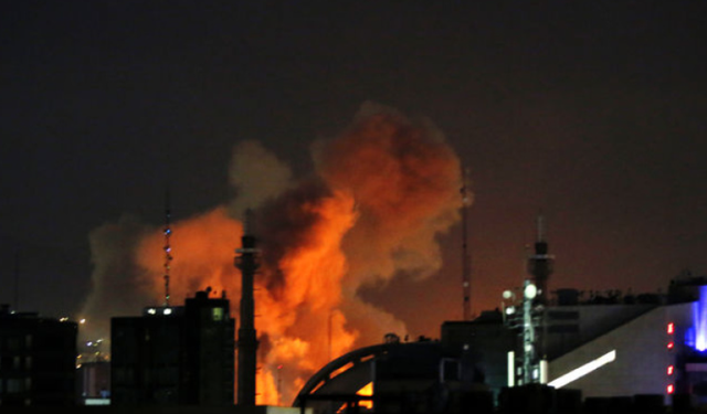 İran'dan ABD'ye mesaj: Müzakere etmeyeceğiz