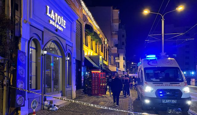 Eğlence mekanına silahlı saldırı: 2 ölü, 3 yaralı