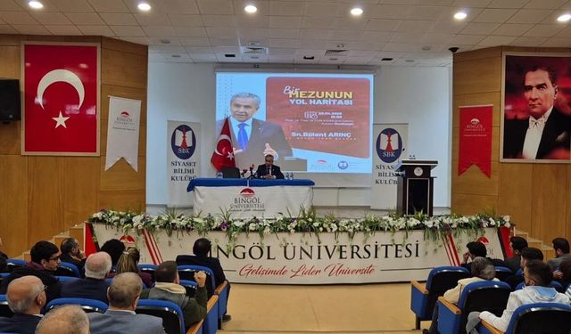 Bülent Arınç: "Hem acil hem orta hem uzun vadede eğitim konusunu ele almamız lazım"