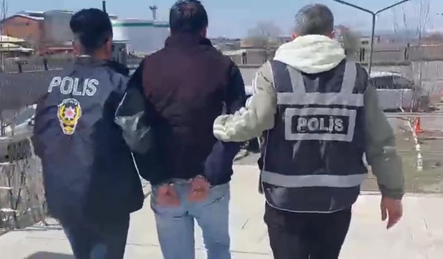 Cezaevi firarisi bazanın içinde yakalandı