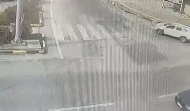 Kamyonun çarptığı Aysu hayatını kaybetti; kaza kamerada